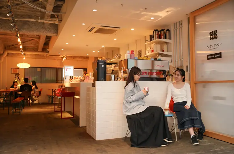 カフェの全体像